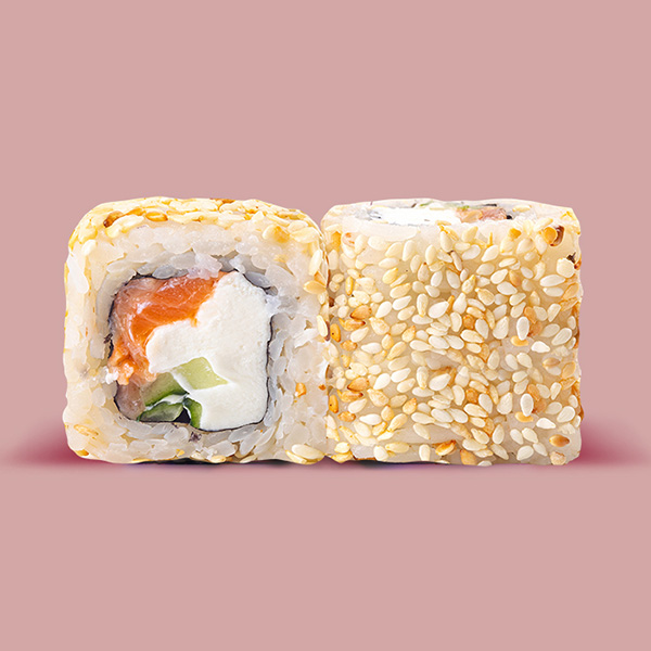 Ролл Филадельфия в кунжуте