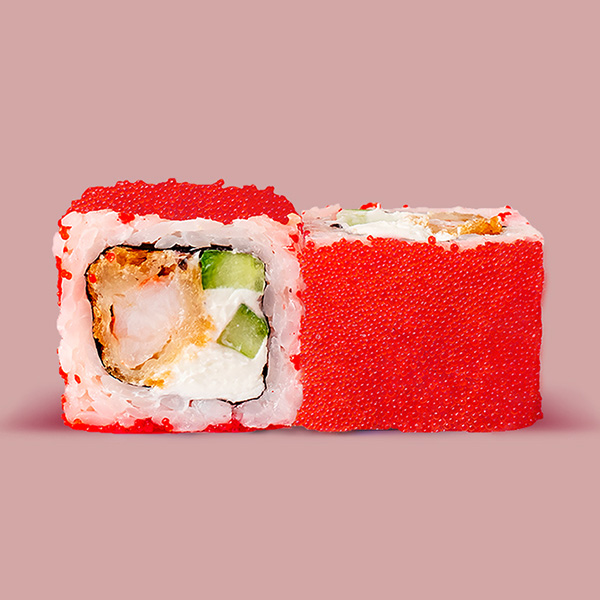 Ролл Калифорния с тигровой креветкой